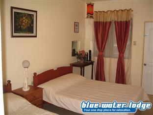 Blue Water Lodge Puerto Galera Bagian luar foto